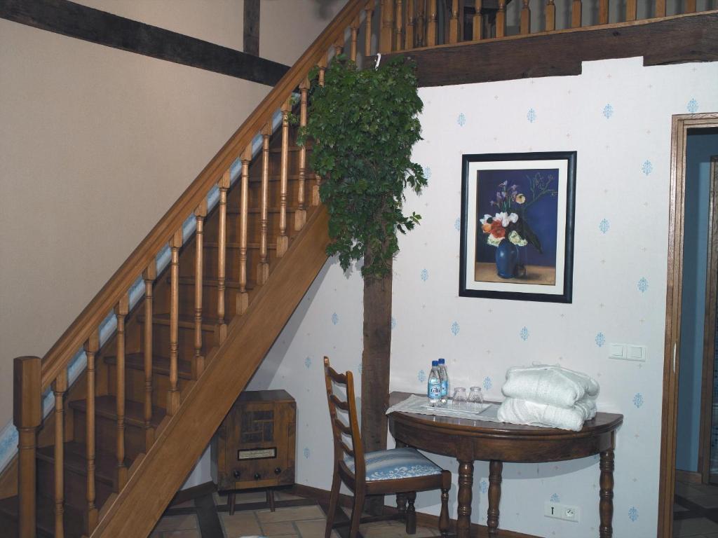 La Dame Blanche Acomodação com café da manhã Bérig-Vintrange Exterior foto